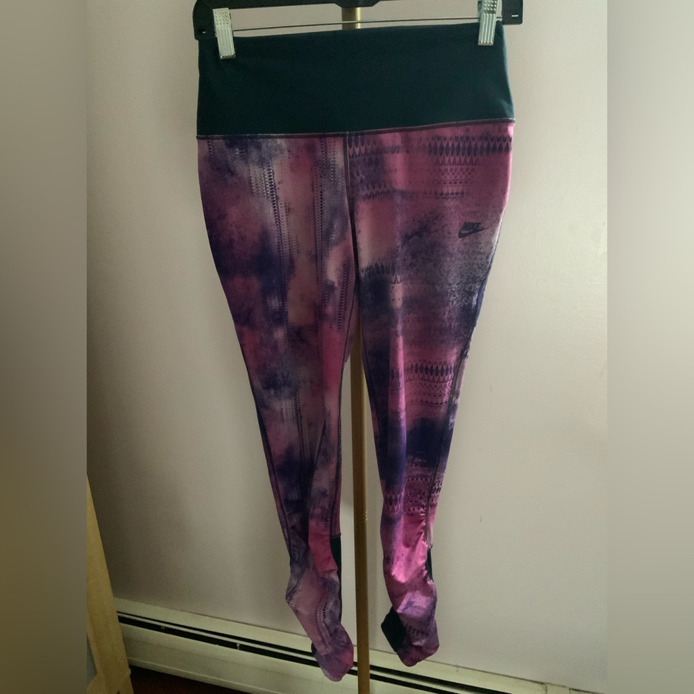 Nike Purple and Pink Leggings